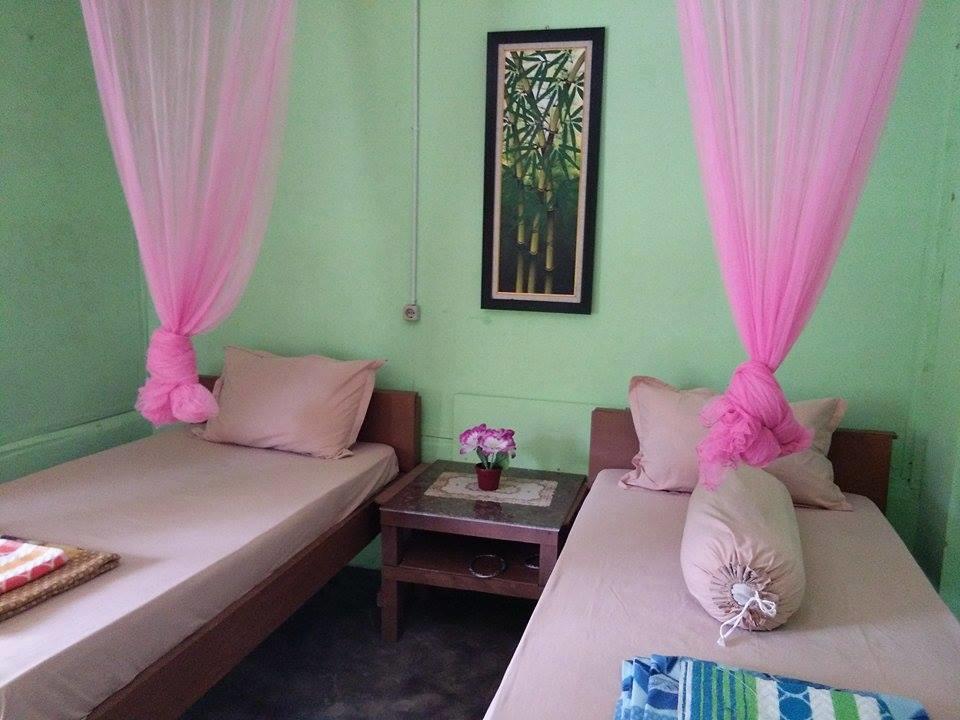 Orchid Bungalow & Restaurant Hotel Timbanglawang Buitenkant foto